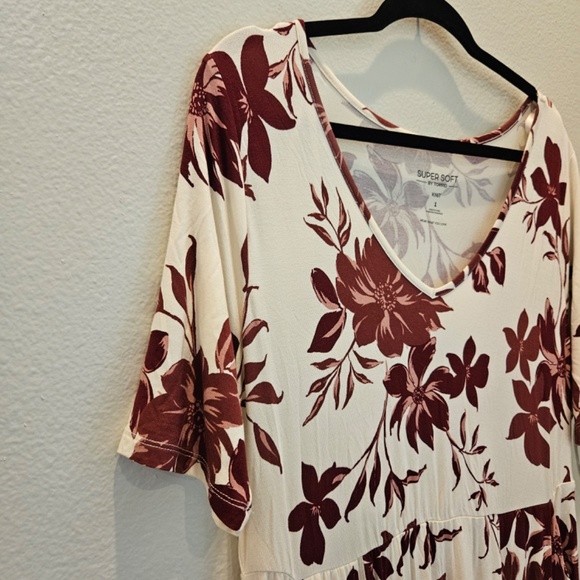 Torrid Mini Super Soft Skater Dress Floral Ivory Size 1X NWT - Picture 4 of 14
